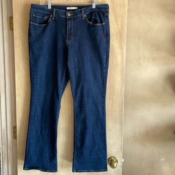 Levi’s Women’s Bootcut Jeans Sz: 16 - Picture 1 of 6